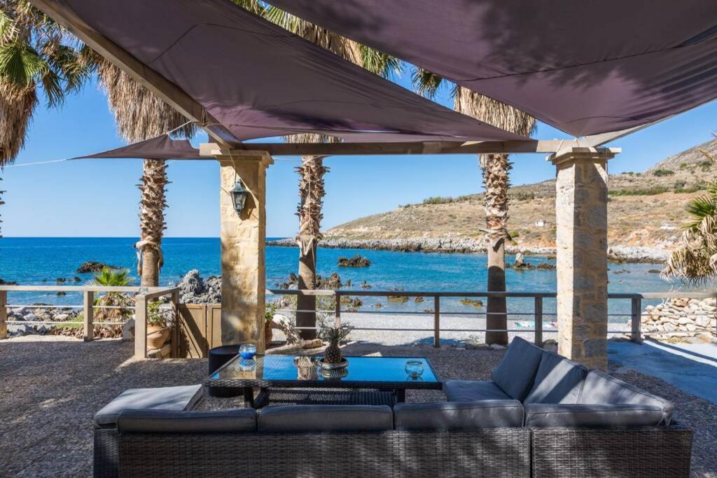 Proto Helidoni - A Cozy Beachfront *